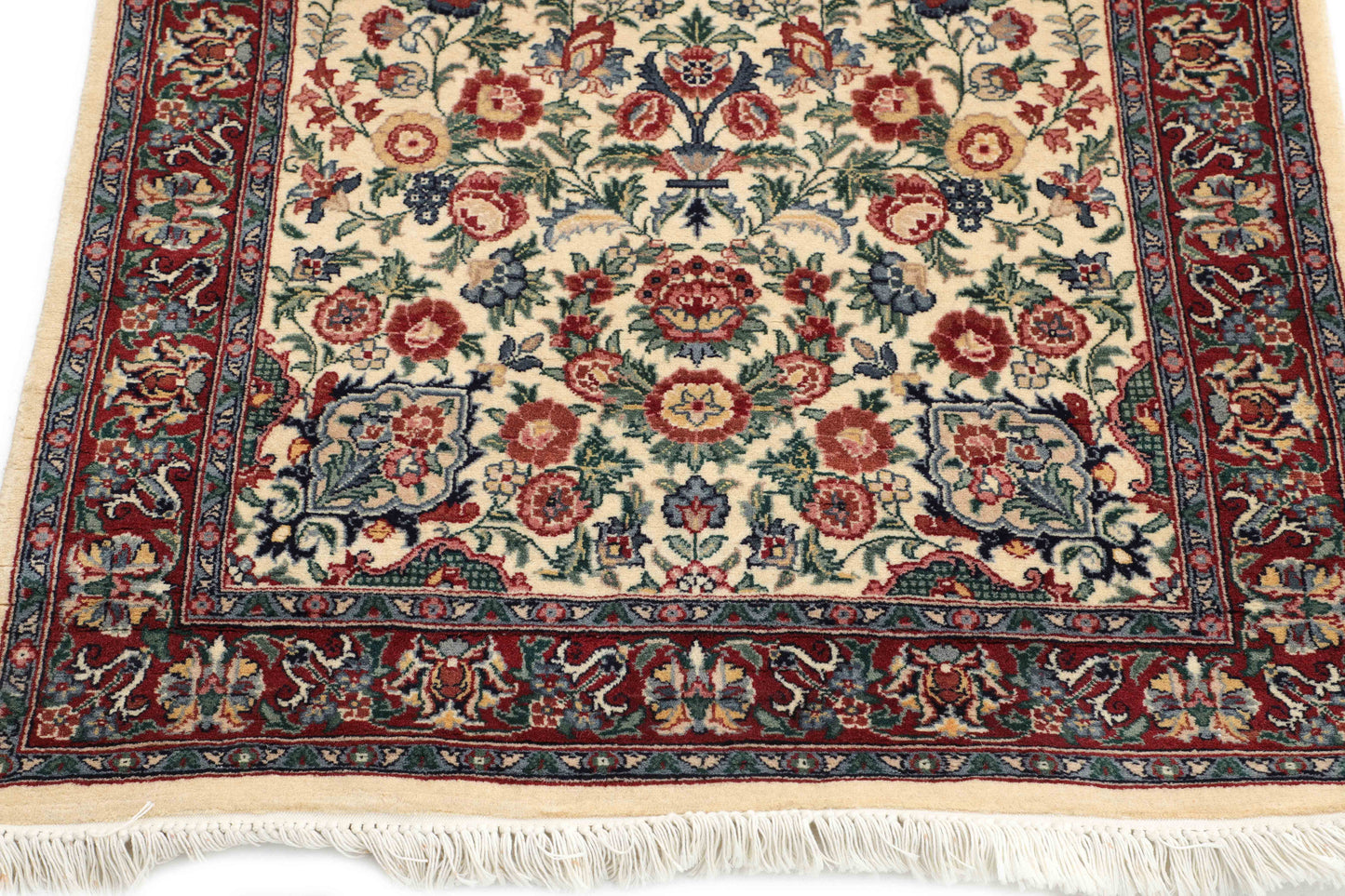 TRADITIONAL-D40587