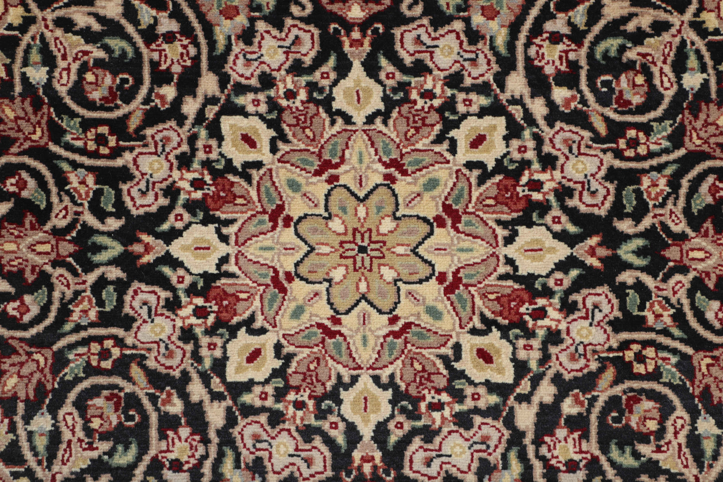 TRADITIONAL-D40618