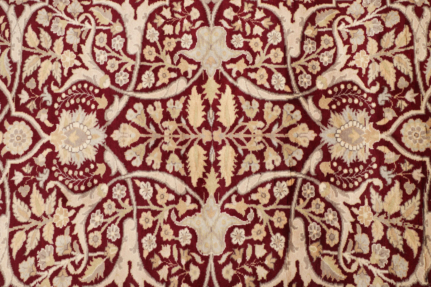 TRADITIONAL-D40584