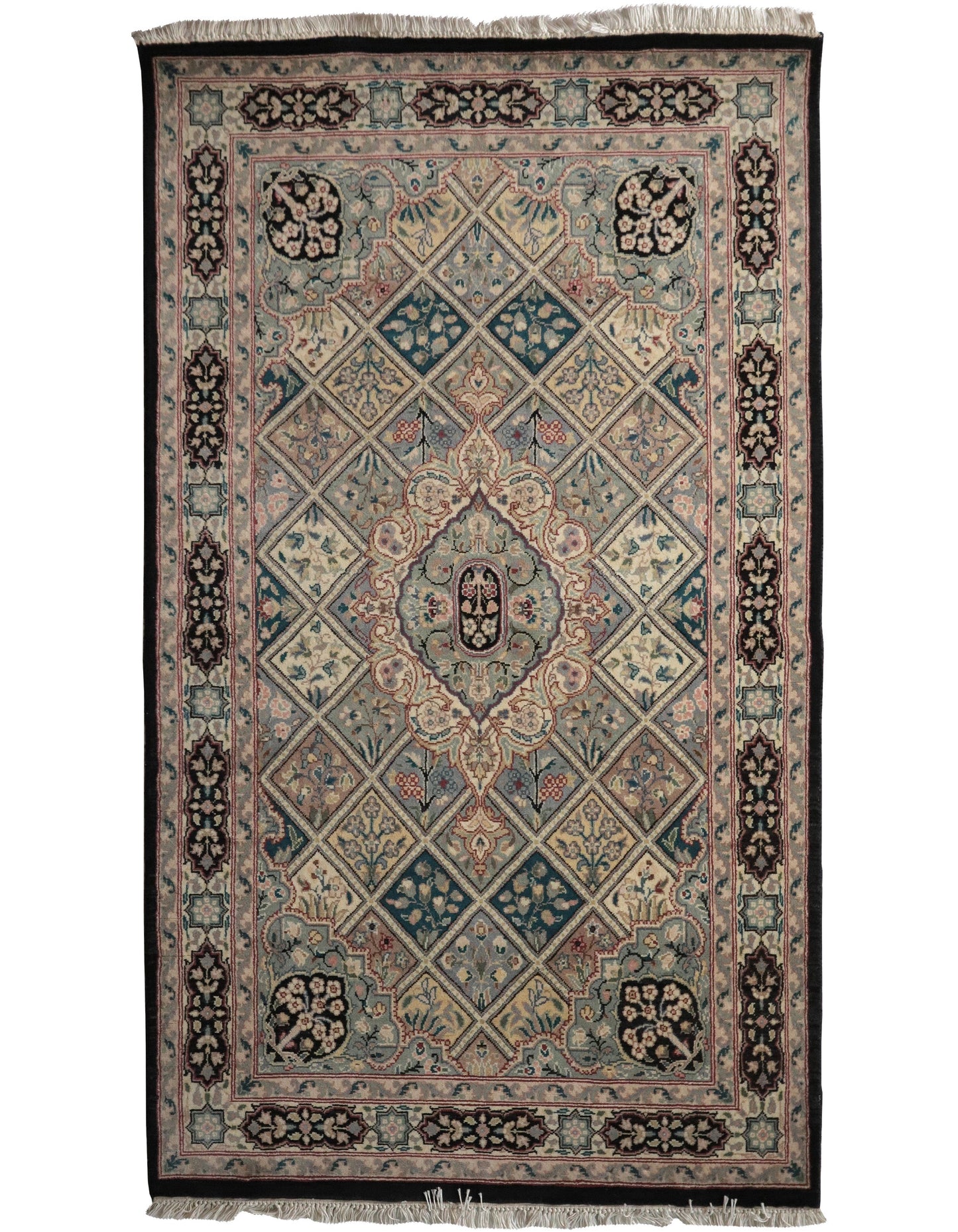 TRADITIONAL-D40647