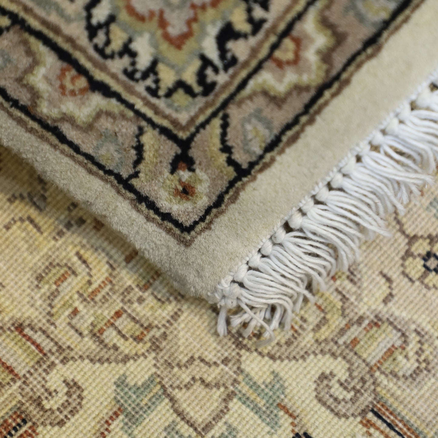 TRADITIONAL-D40644