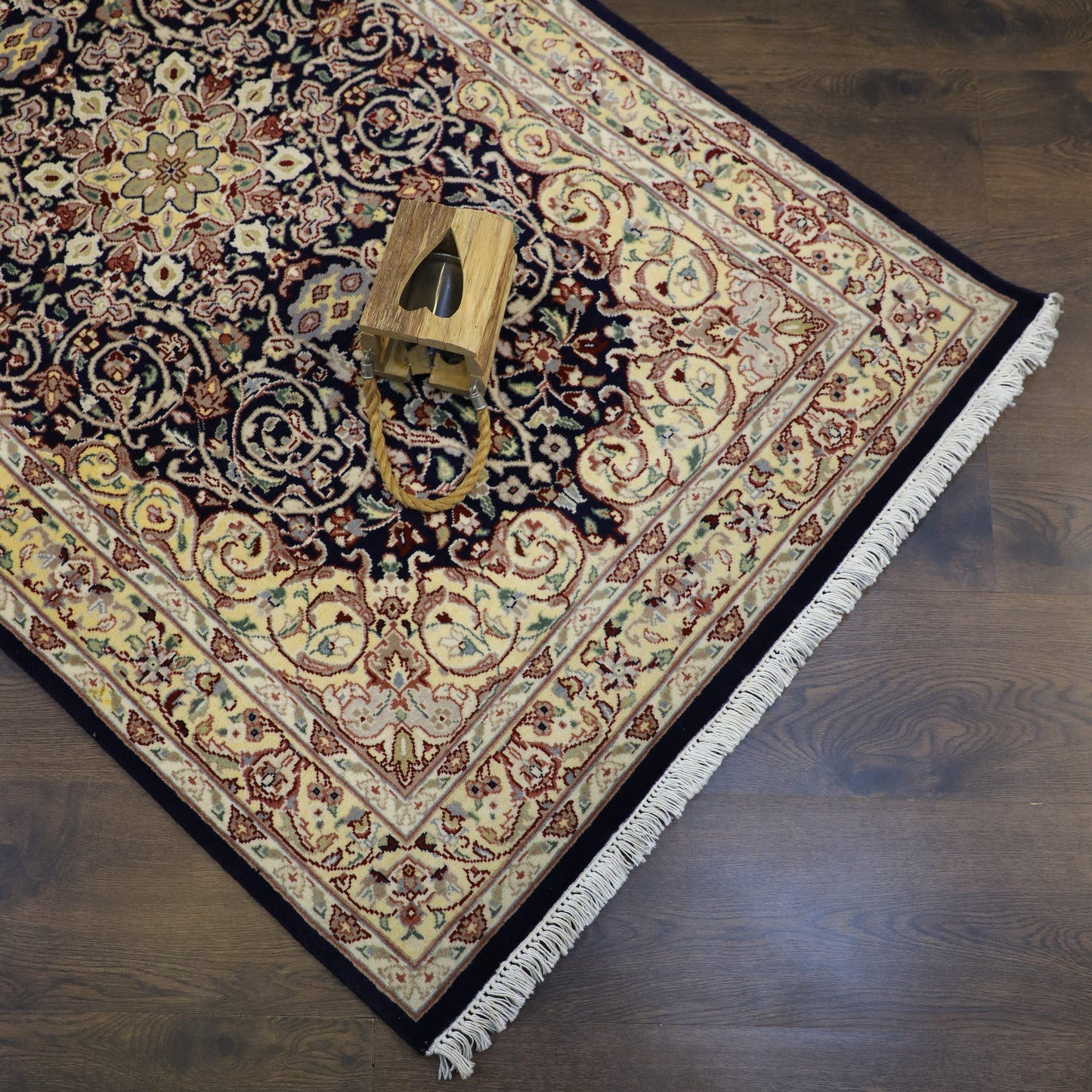 TRADITIONAL-D40631