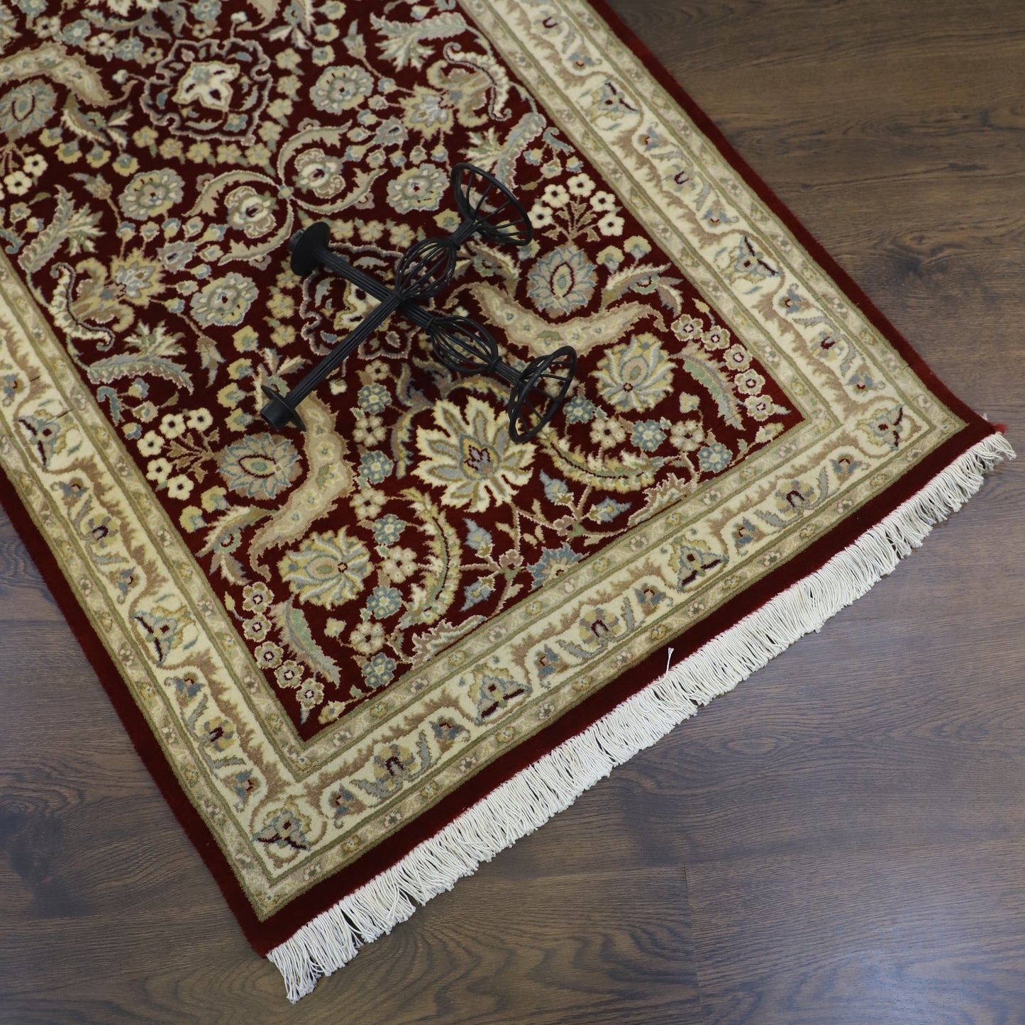 TRADITIONAL-D28480
