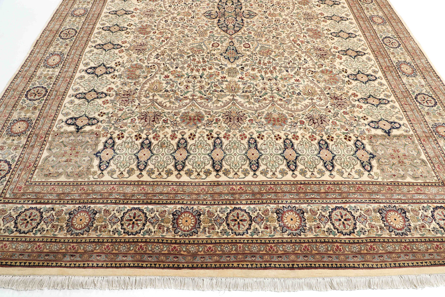 TRADITIONAL-D40551
