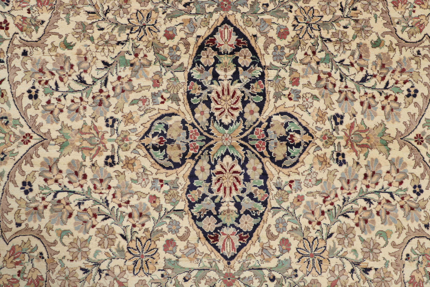 TRADITIONAL-D40551