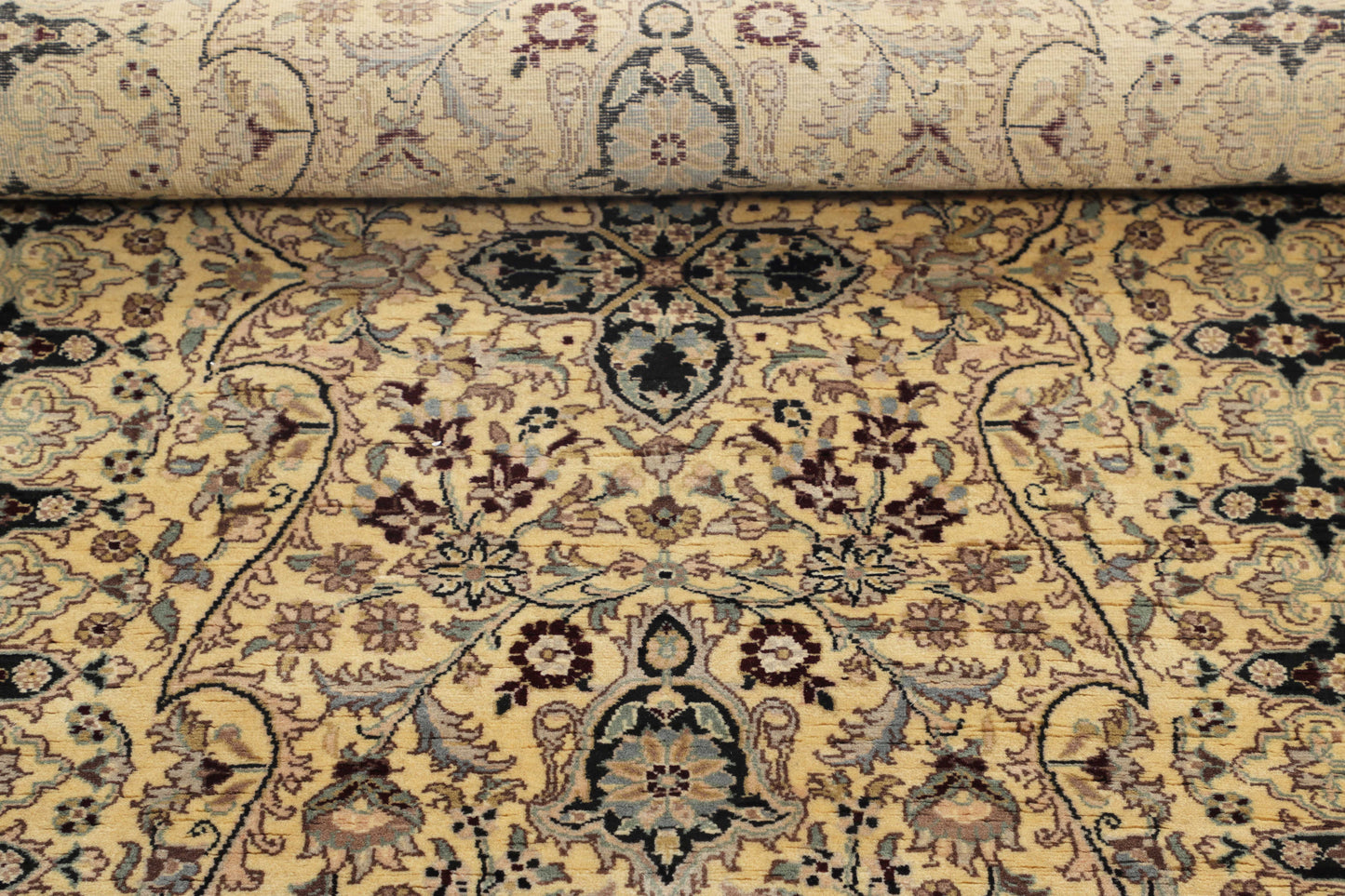TRADITIONAL-D42798